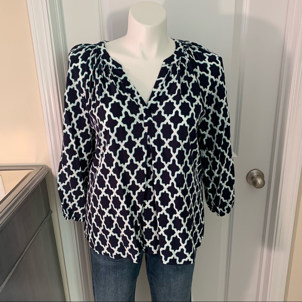 Crown and Ivy blouse size XL